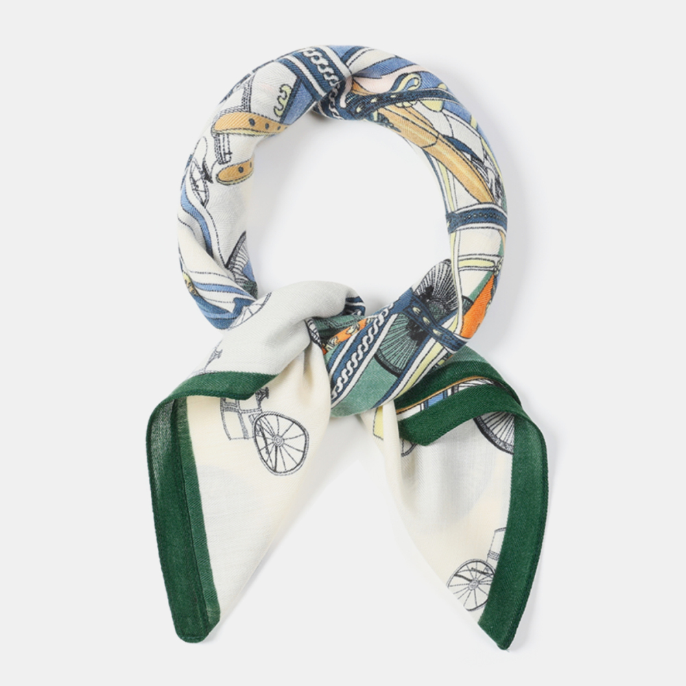 1 Bandana Classique En Polyester À Motif Calèche Image4