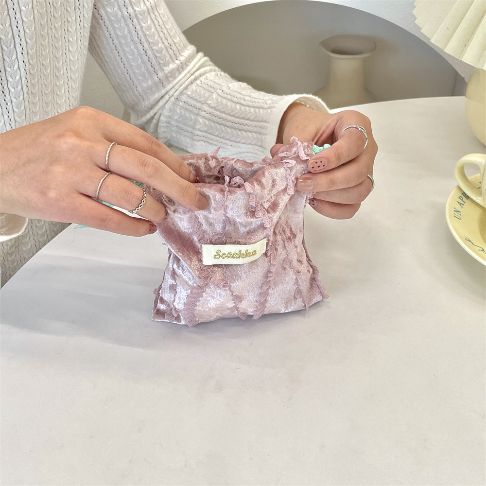 Sac De Rangement Romantique En Velours À Cordon De Serrage Et Dentelle Image4