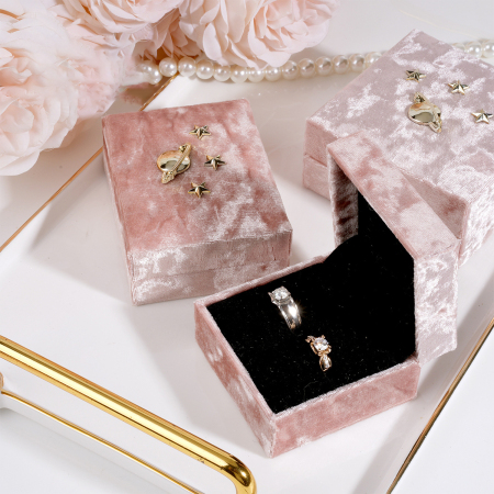 Boîte à bijoux en velours étoilé 2