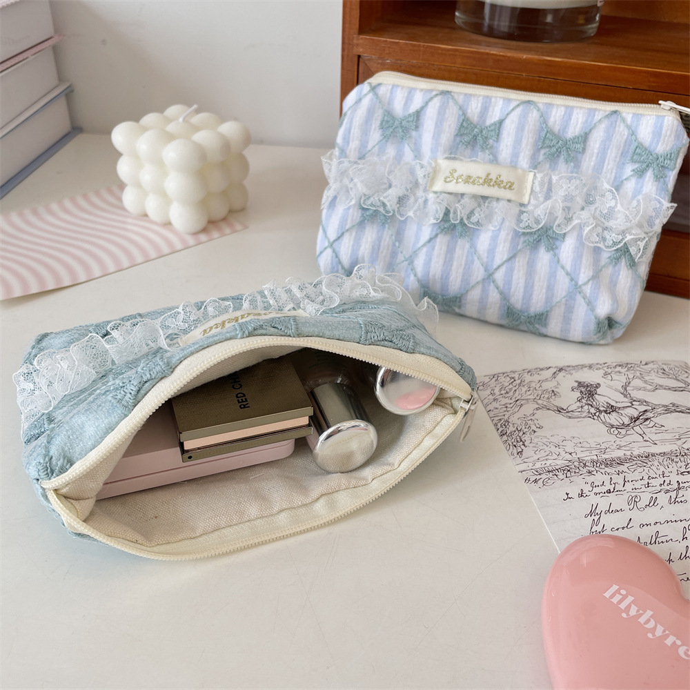 Trousse De Maquillage Pour Femme Avec Nœud Papillon Fleuri, Collection Romantique Image5