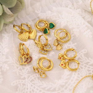 Boucles D'Oreilles Pendantes Pour Femme, En Acier Inoxydable Doré, Ornées De Strass Et Représentant Un Cœur Simple. h5 Image3