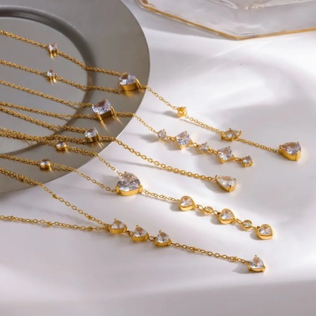 Collier élégant pour femme, en acier inoxydable, étanche, couleur or, avec strass, en forme de Y