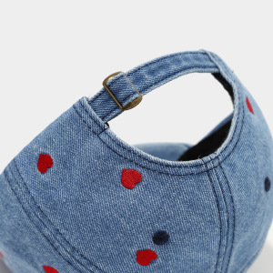 Casquette De Baseball Femme En Denim Avec Broderie Cœur h5 Image7