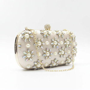 Pochette De Soirée Romantique En Tissu Orné De Perles Et De Fleurs h5 Image3