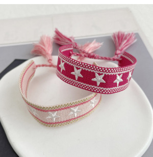 Bracelet Brodé En Forme D'Étoile Avec Pompons h5 Image4