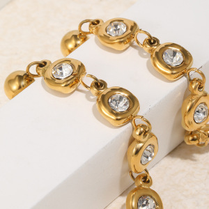 Boucles D'Oreilles Pendantes Pour Femme, Luxueuses Et Élégantes, En Acier Inoxydable Étanche Couleur Or, Ornées De Zircon Et D'Un Pompon Rond. h5 Image5
