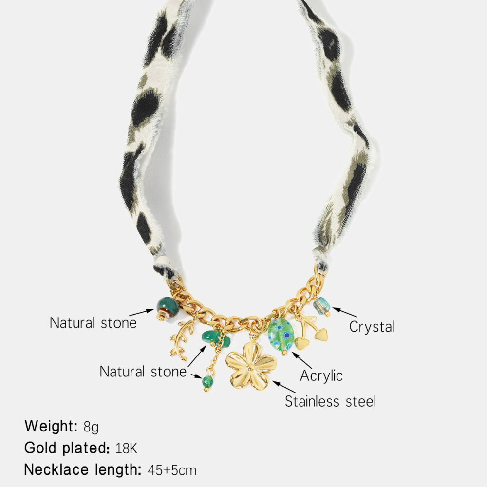Collier Pendentif En Acier Inoxydable Étanche Couleur Or Avec Motif De Cerisier 