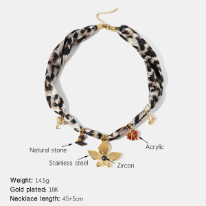 Collier Pendentif En Acier Inoxydable Imperméable À Motif Léopard Et Fleur h5 