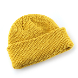 1 Bonnet Tricoté De Couleur Unie h5 