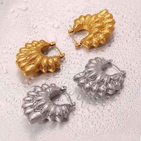Boucles d'oreilles créoles en acier inoxydable étanche couleur or 2