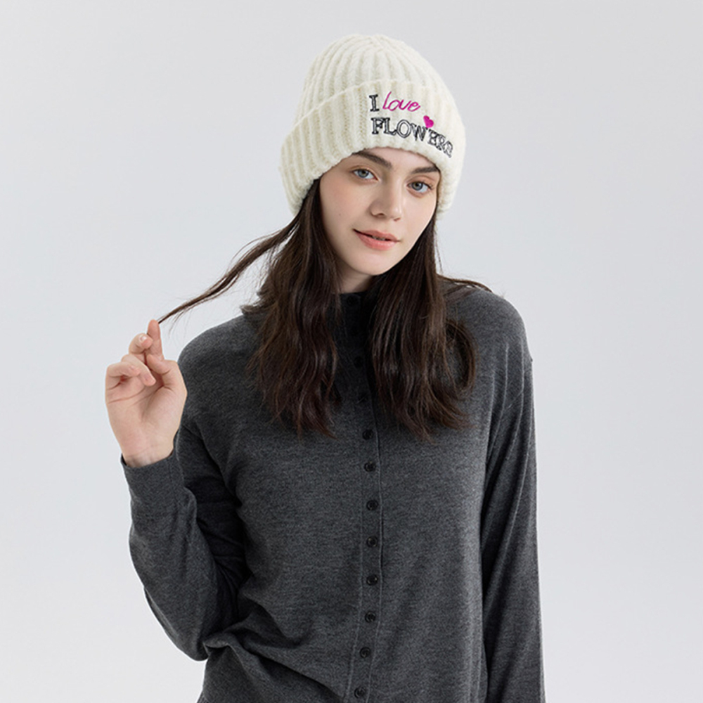 Bonnet Tricoté En Rayonne Avec Cœur Brodé, 1 Pièce h5Image3