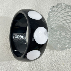 Bracelets En Résine À Pois Classiques De La Collection Simple Series Pour Femmes h5 