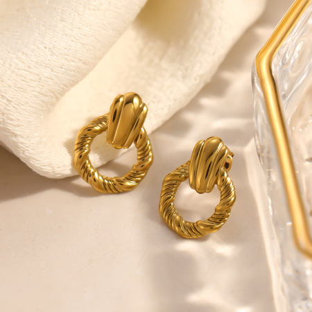 Boucles d'oreilles puces pour femmes, style cercle simple, en acier inoxydable, étanches, couleur or, avec zircon.