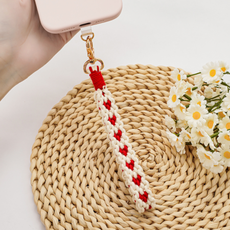 Chaîne de téléphone romantique en coton tissé avec un simple cœur 2