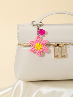 Porte-Clés Romantique En Plastique Avec Perles En Forme De Cœur Et De Fleurs. Collection « Sweet Flower Sweet Heart Beads ». h5 Image2