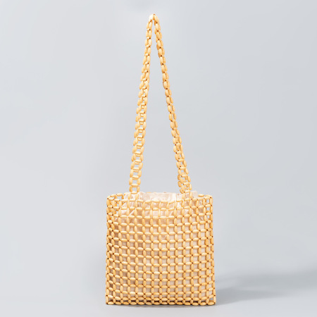 Sac carré pour femme en bois ajouré orné de perles tissées style vacances