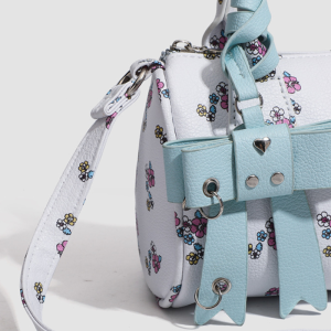 Sac Boston Femme Style Décontracté Avec Détails En Métal, Nœud Papillon Imprimé À Fleurs Et Étoiles h5 Image5