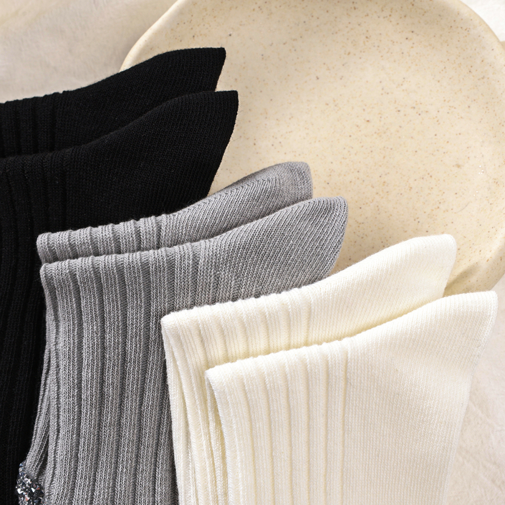 Chaussettes Mi-Mollet En Pur Coton Tricotées En Fil D'Argent En Forme De Cœur Pour Femmes Image5