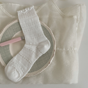 Chaussettes Mi-Mollet Romantiques En Coton À Bords Fins Et Volantés h5 