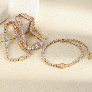 Bracelet Chaîne Pour Femme En Acier Inoxydable Doré, Imperméable, En Forme De Cœur, Orné De Zircon Et De Zircon. h5 Image4