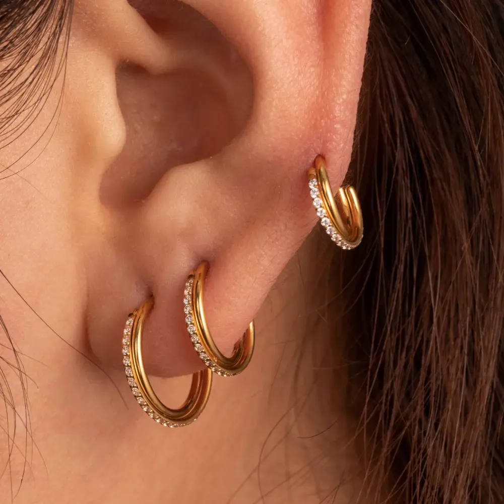 1 Pièce De Boucles D'Oreilles Créoles Géométriques Classiques En Acier Titane Sans Placage, Série Simple, En Zircone, Pour Femmes Image2