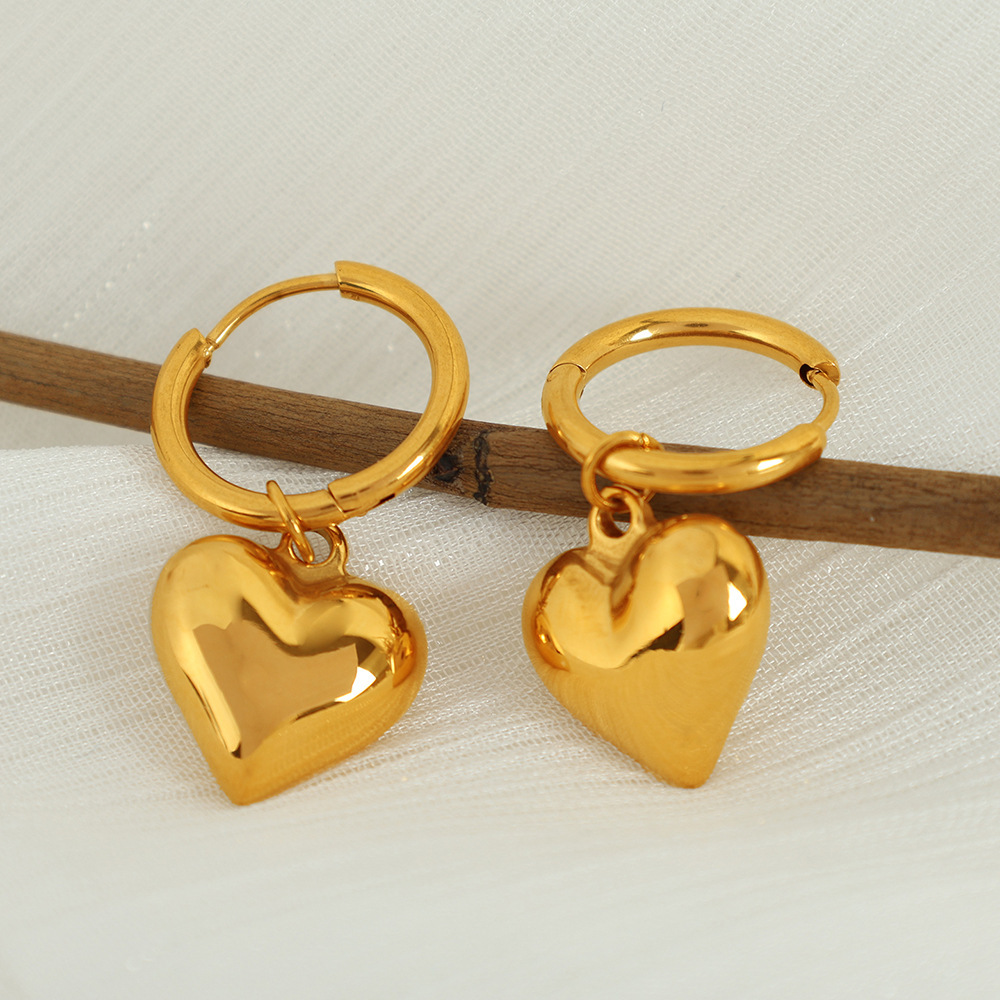 1 Paire De Boucles D'Oreilles Pendantes En Forme De Cœur En Acier Inoxydable Plaqué Or  Pour Femme 