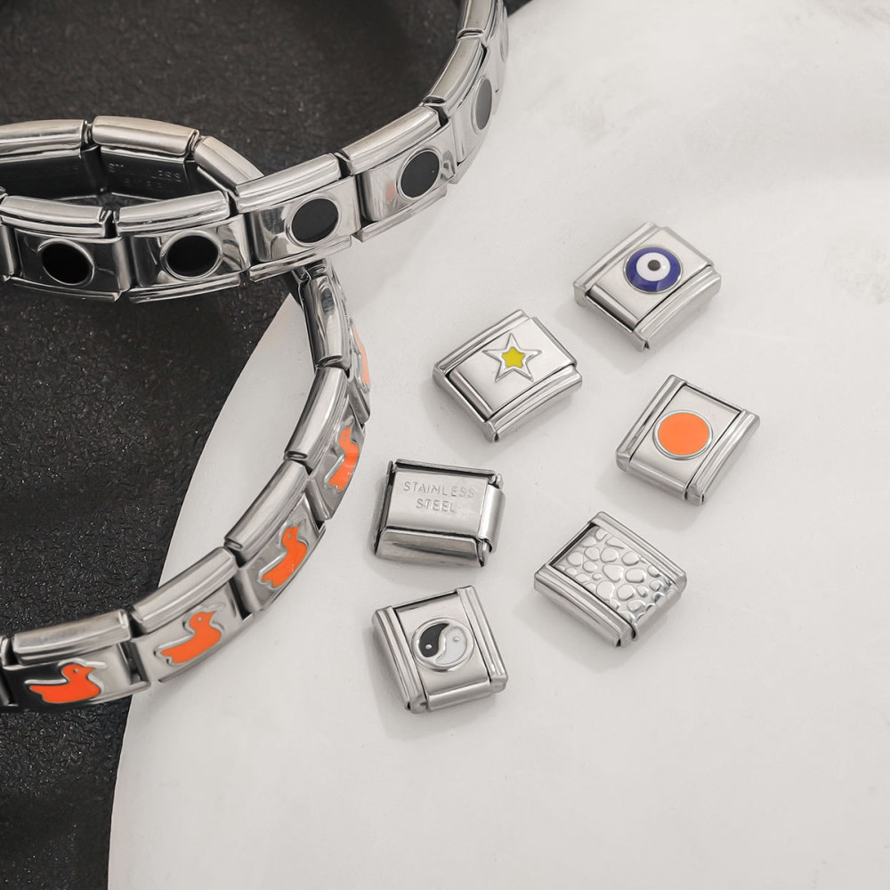 Bracelet Unisexe Simple, Décontracté, Rond, Élastique, Carré, En Acier Inoxydable, Étanche, Couleur Argentée, 1 Pièce 