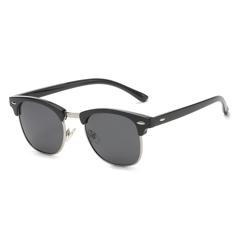 1 Paire De Lunettes De Soleil Simples En Plastique De Couleur Unie Pour Femmes 