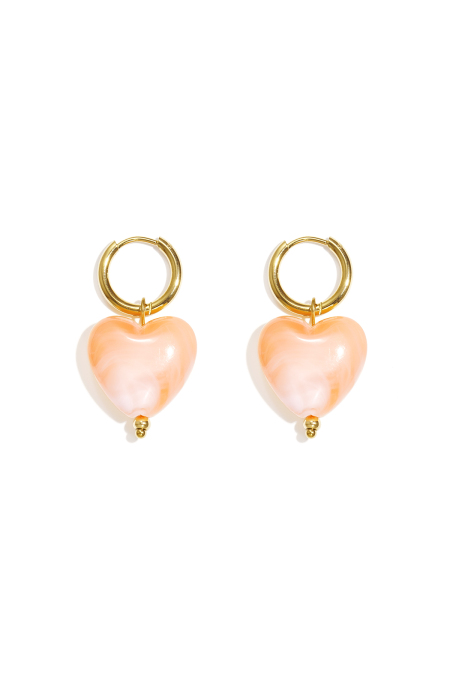 Boucles d'oreilles avec des perles en forme de cœur