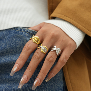 Bague Femme Tendance, En Acier Inoxydable Doré, Forme Irrégulière, Étanche, À Porter Au Quotidien. h5 Image4