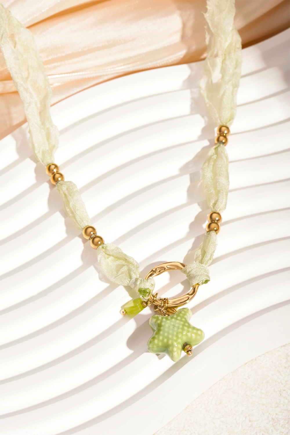 Collier Étoilé - Couleur Vert Et Or Image3
