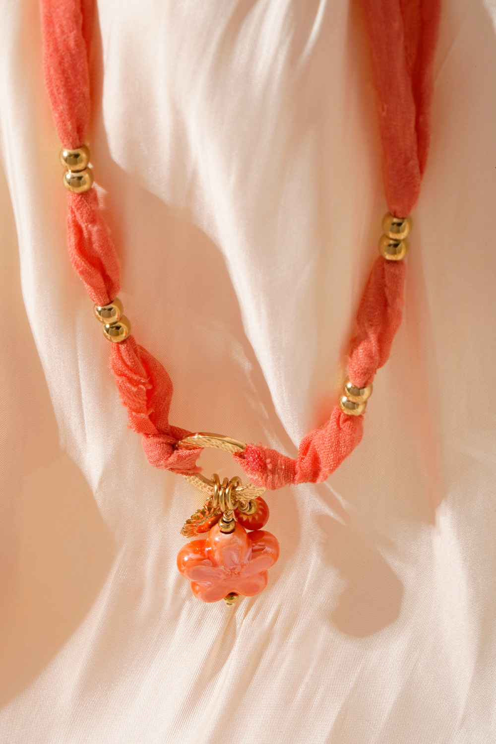 Collier Fleuri Ensoleillé - Couleur Orange Et Or Image4