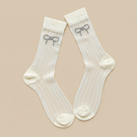 Chaussettes mi-mollet élégantes unies à strass 2