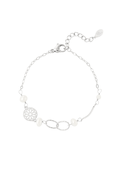 bracelet lié de perles