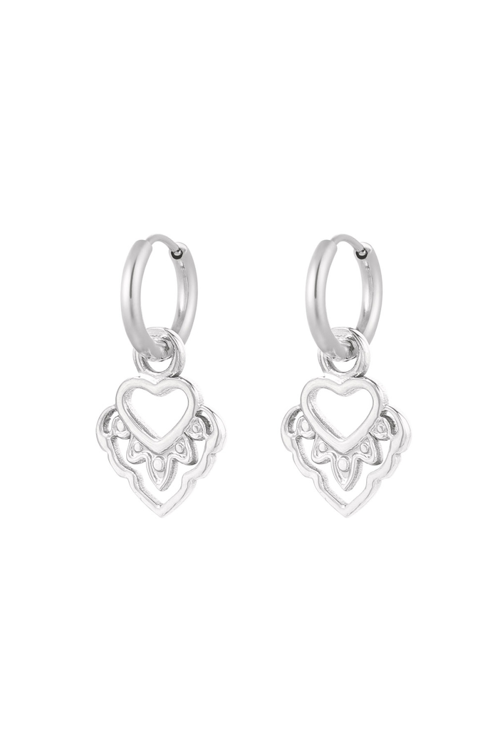 Boucles D'oreilles Coeur Avec Détails