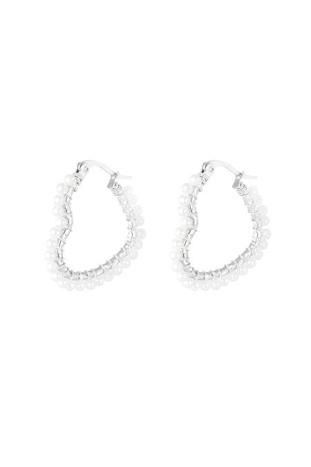 boucle d'oreille forme coeur avec perles