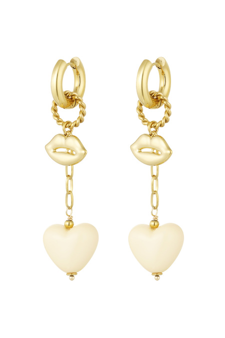 Boucles D'couleur Oreilles Amour Sur Les Lèvres