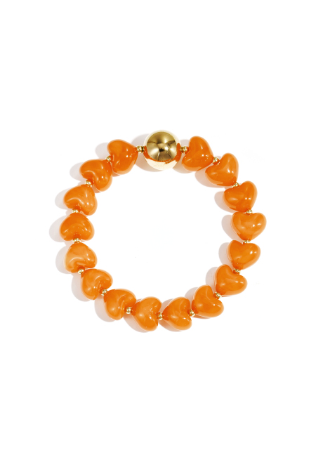 Bracelet statement orné de perles en forme de cœur