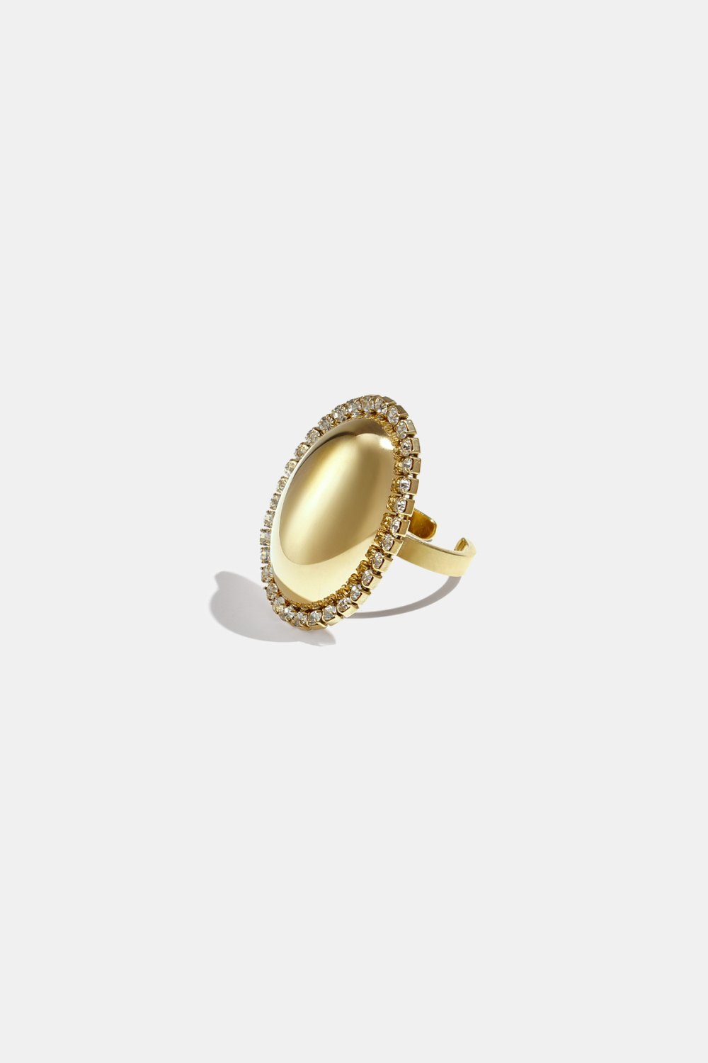 Bague Ovale Imposante Entourée De Pierres 
