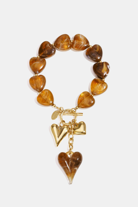 Bracelet de perles avec breloques en forme de cœur pendantes