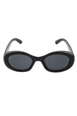 Lunettes De Soleil Look Chic h5 Image2