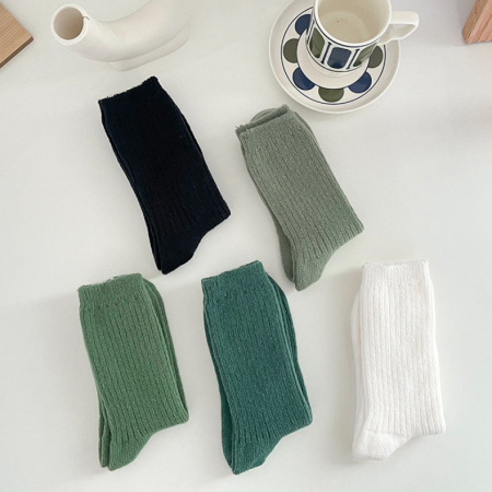Chaussettes mi-mollet à rayures verticales pour femme, couleur unie et douce 2