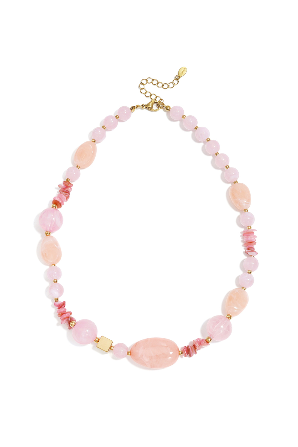 Collier De Perles Avec Des Perles De Formes Et De Couleurs Variées