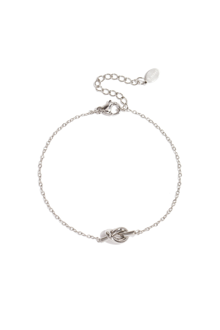 Bracelet simple avec breloque nouée
