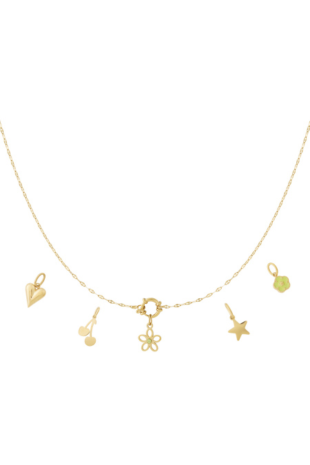 Collier DIY à fleurs détaillé