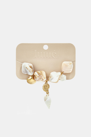 Bracelet Beige Orné De Coquillages Et De Breloques Marines h5 Image4