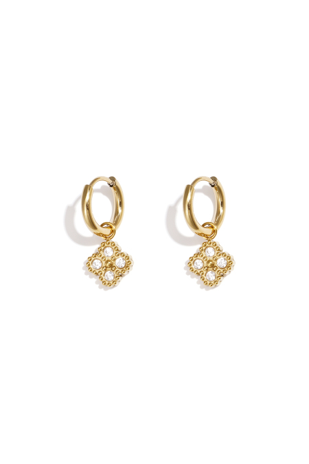 Petites boucles d'oreilles créoles avec breloque trèfle sertie de zirconiums