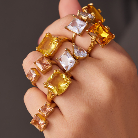 Bagues pour femmes luxueuses, simples et rectangulaires, en acier inoxydable étanche couleur or, serties de zircon.