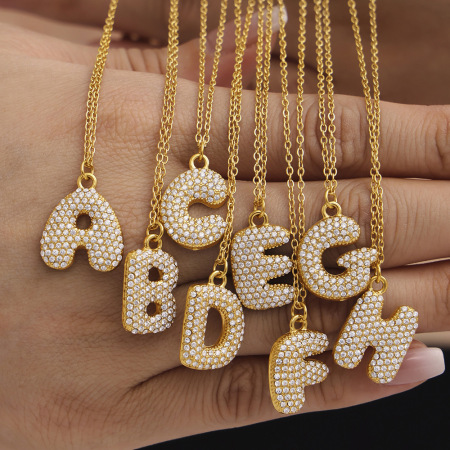Colliers pendentifs femme décontractés en acier inoxydable, étanches, couleur or, avec zircon et lettre.