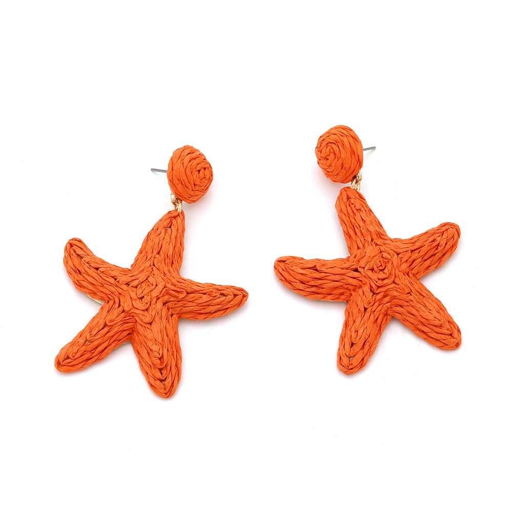 Boucles D'Oreilles Pendantes En Raphia Étoile De Mer, Style Océan, Collection Simple Series. Image4